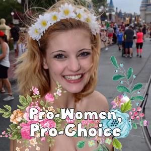 Meet your Posher, Elise